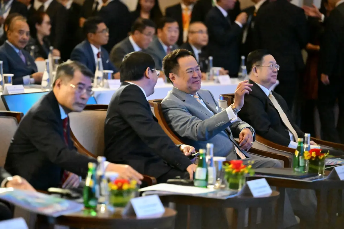 "อนุทิน" โชว์วิสัยทัศน์ในเวที ASEAN Future Forum ดัน "แลนด์บริดจ์-เศรษฐกิจดิจิทัล"