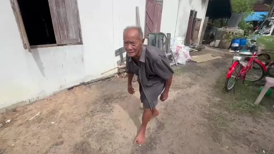 ต้องคืนสิทธิ์! ตาวัย 93 ปี ชวด “บัตรคนจน” เหตุถือครองที่ดิน 14 ไร่