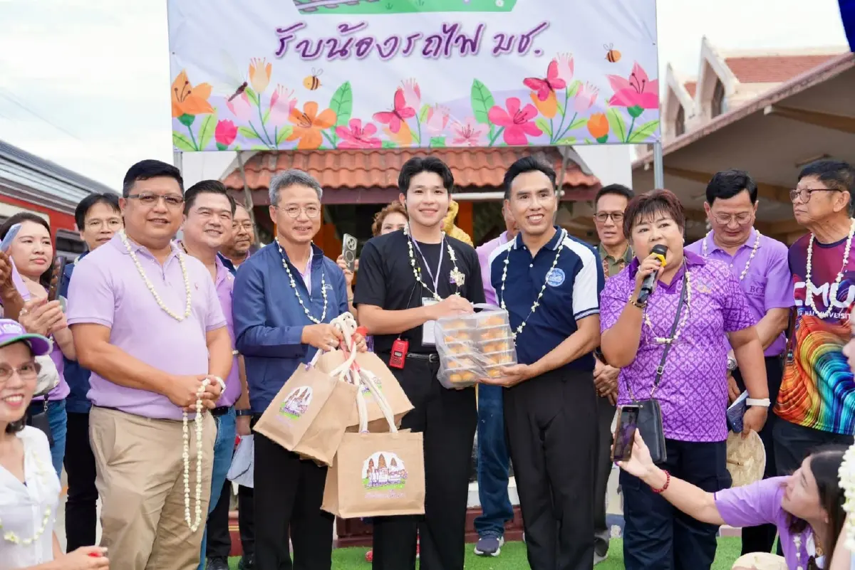 มช.จัดรับน้องรถไฟ 69 พาลูกช้างเชือกใหม่สู่ชีวิตรั้วมหาวิทยาลัย
