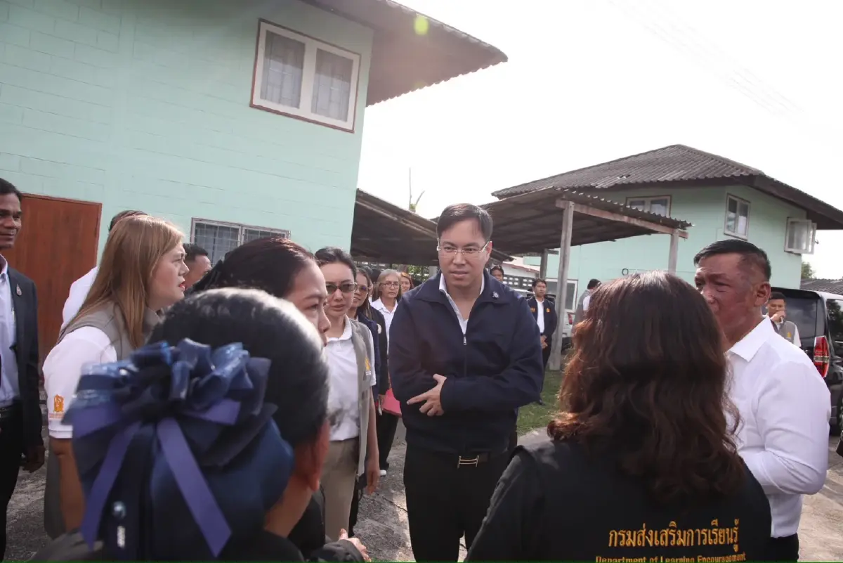 รมช.ศธ.ลงปักษ์ใต้ตามปัญหาการศึกษา-หวังเด็กไทยเรียนมีความสุข