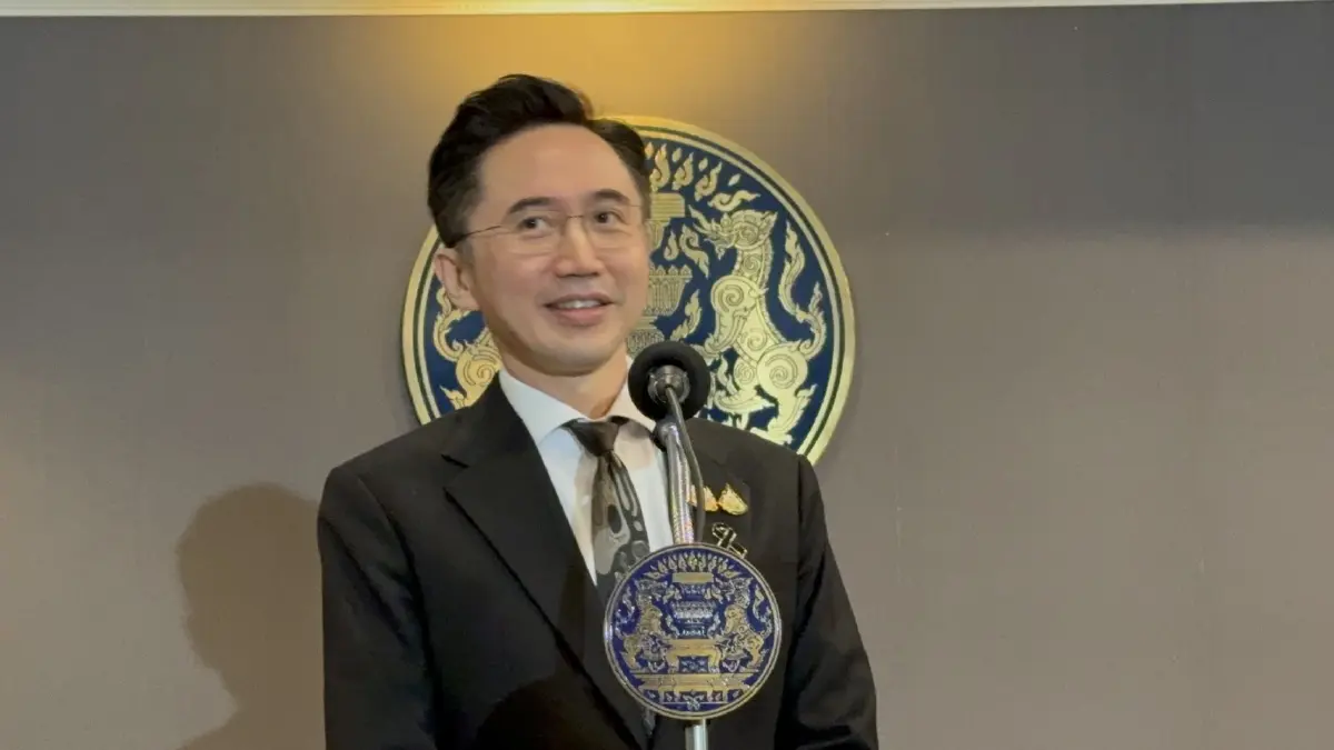 นายยศชนัน วงศ์สวัสดิ์ รองนายกรัฐมนตรี และรัฐมนตรีว่าการกระทรวงการอุดมศึกษา วิทยาศาสตร์ วิจัย และนวัตกรรม