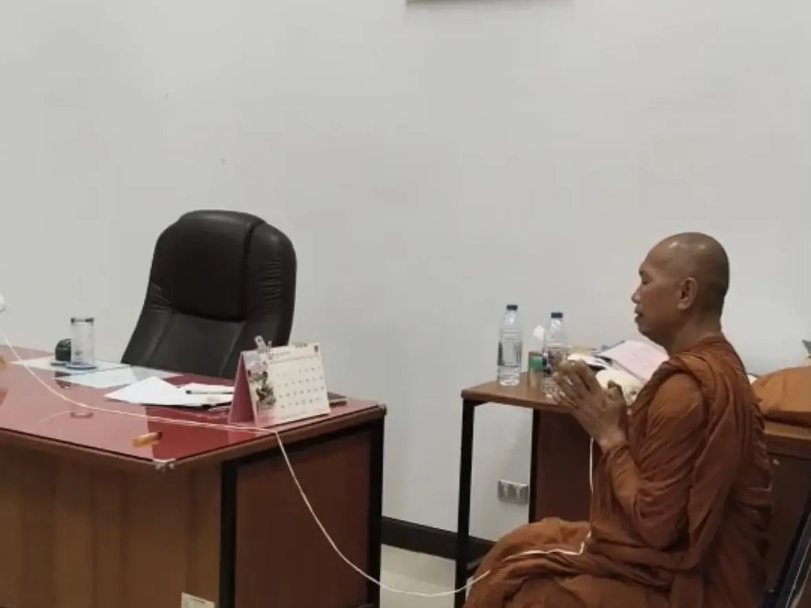 ฝากขังศาลทหาร ร.ต. ยิงสัสดี จ.กาฬสินธุ์ เจ้าตัวปิดปากเงียบ-ยกมือไหว้ตำรวจ
