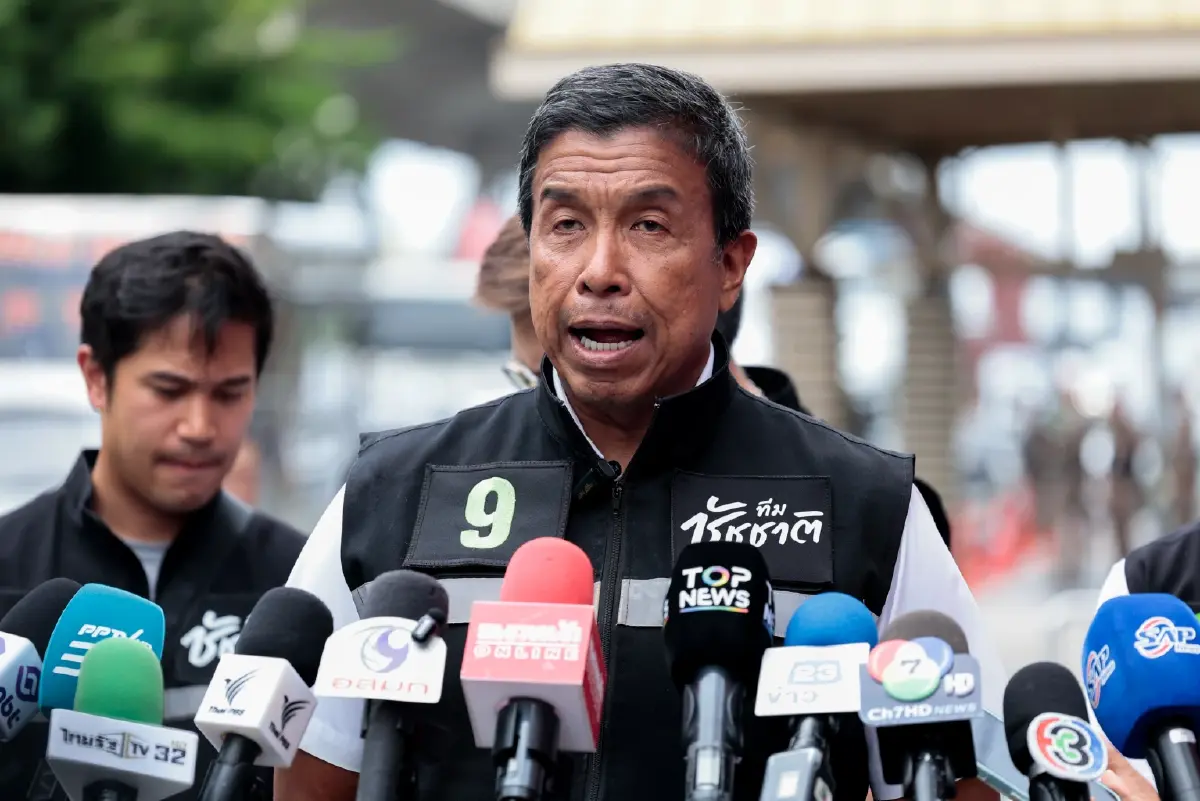 “ชัชชาติ” โต้ “ระบบอากง” ปฏิเสธเครือข่ายหลังบ้าน ซื้อขายเก้าอี้ ผอ.เขต 4 ล้าน