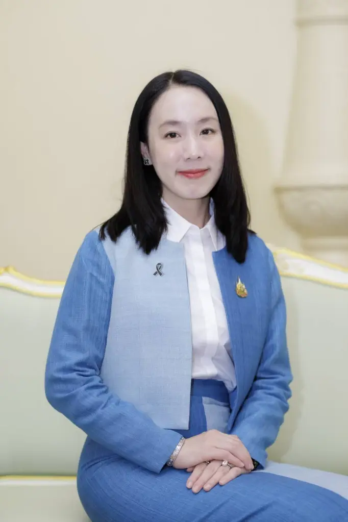 นางสาวลลิดา เพริศวิวัฒนา รองโฆษกประจำสำนักนายกรัฐมนตรี 