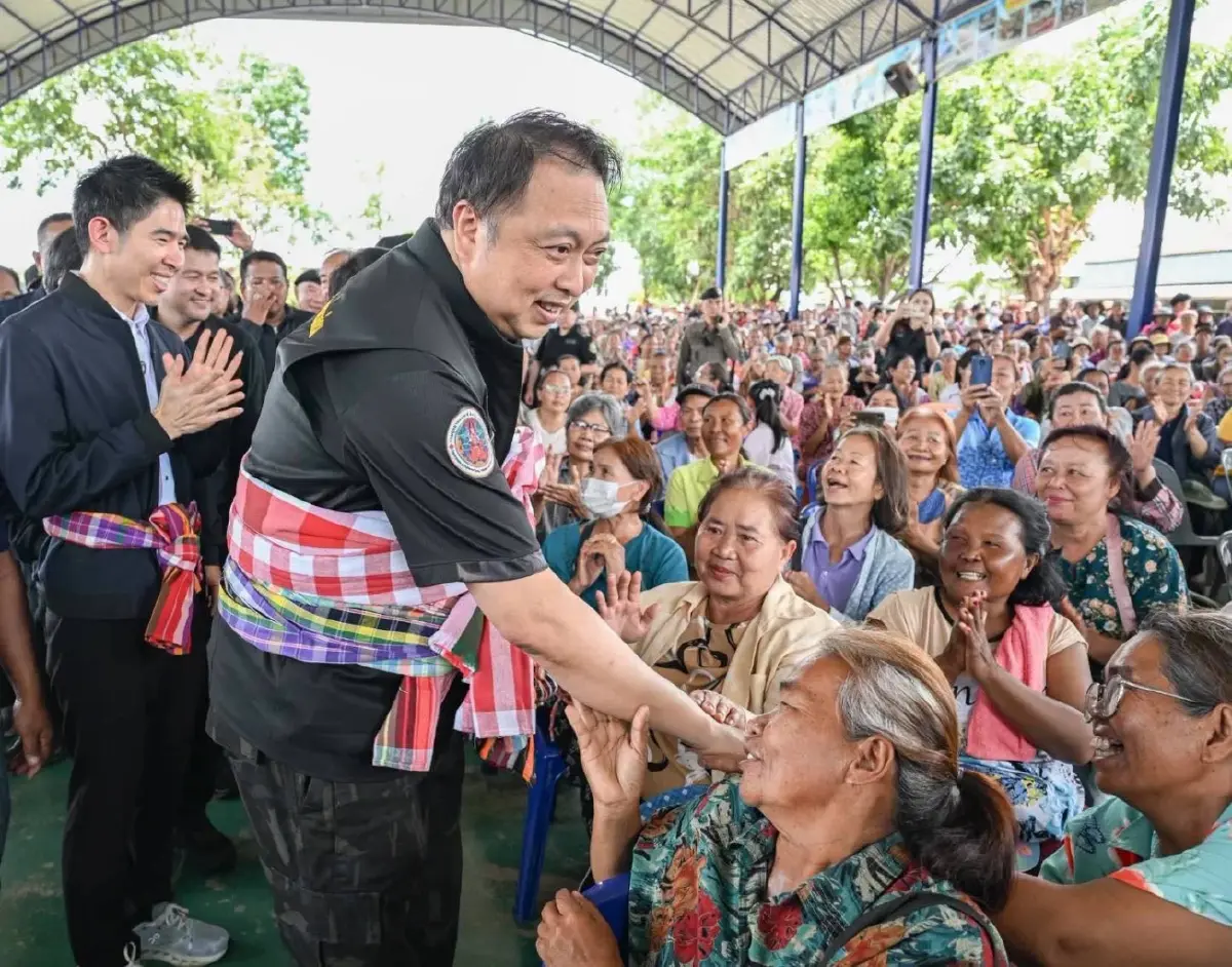 นายสุชาติ ชมกลิ่น รมว.ทส.ลงพื้นที่ทับลานเพื่อแก้ปัญหาที่ดินทำกินทับพื้นที่ป่า