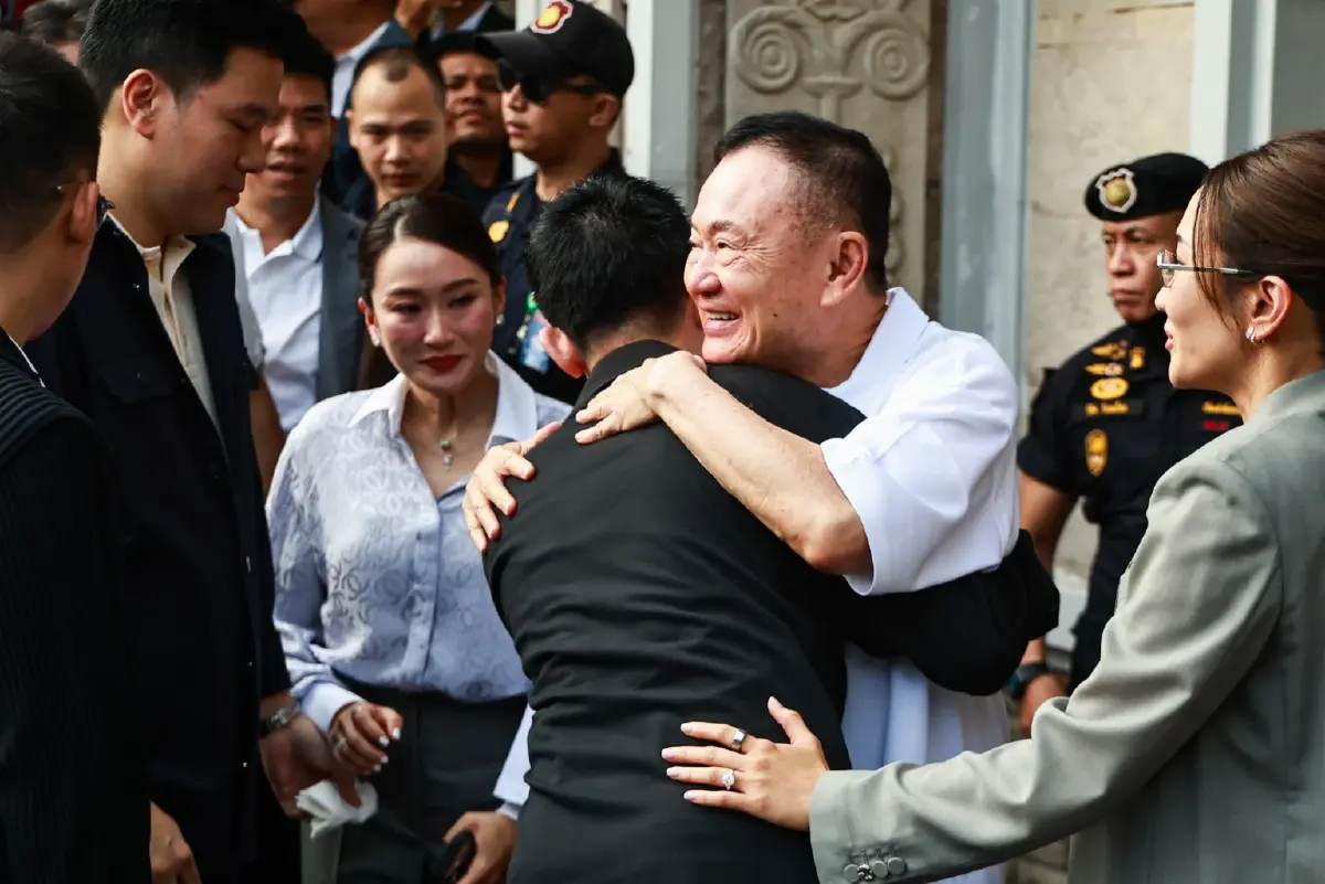 อดีตนายกฯอิ๊งค์ เผยไทม์ไลน์ “คุณพ่อทักษิณ” หลังได้รับอิสรภาพ