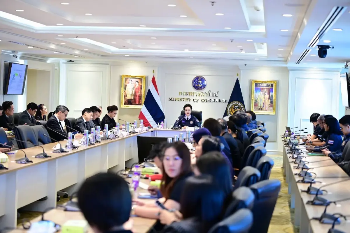 พาณิชย์เข้มปราบปรามการปลอมปนน้ำมะพร้าว เร่งตรวจนอมินี ฟื้นเชื่อมั่น
