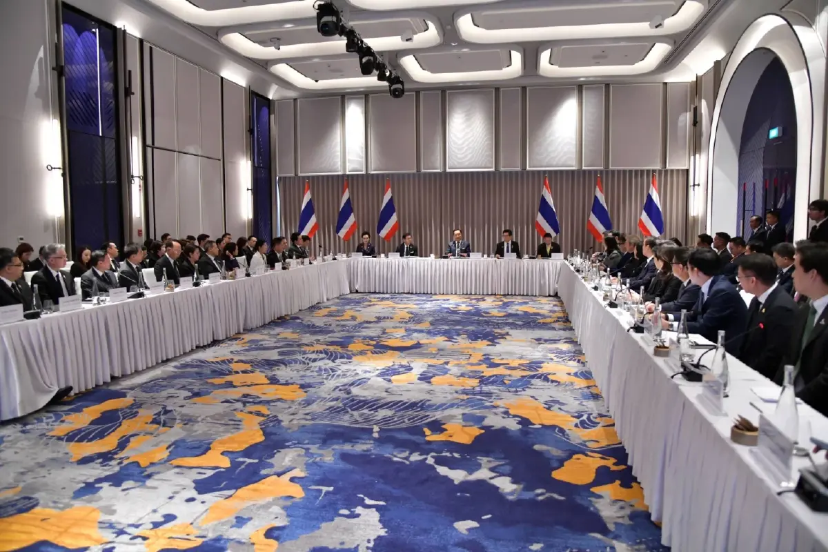 "อนุทิน" นำทัพ "ไทยแลนด์" บุกกรุงฮานอย ถกเอกชนไทยในเวียดนาม ดันธุรกิจไทยโตในอาเซียน