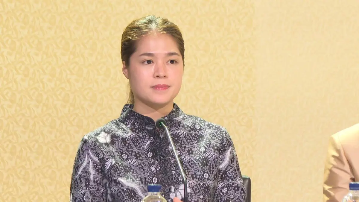 นางสาวพลอยทะเล ลักษมีแสงจันทร์ รองโฆษกประจำสำนักนายกรัฐมนตรี