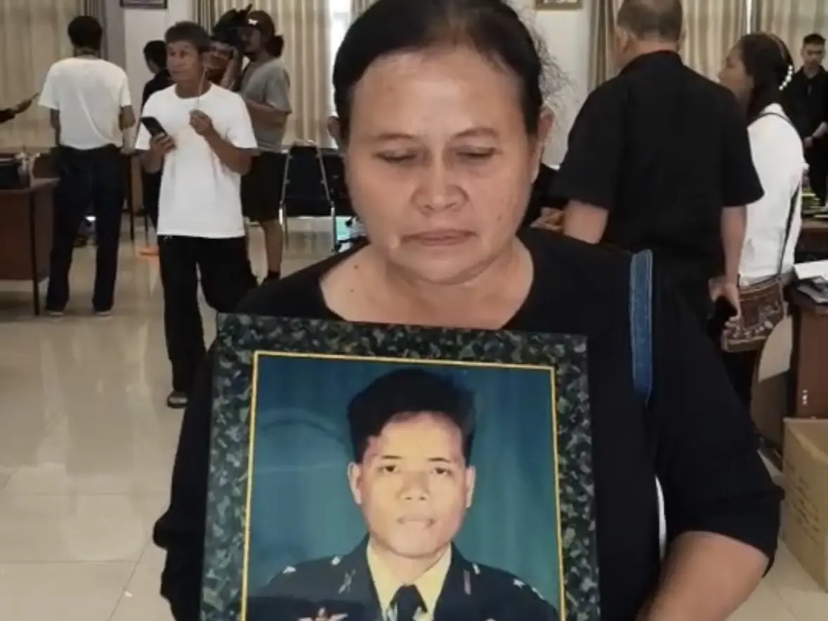 ฝากขังศาลทหาร ร.ต. ยิงสัสดี จ.กาฬสินธุ์ เจ้าตัวปิดปากเงียบ-ยกมือไหว้ตำรวจ