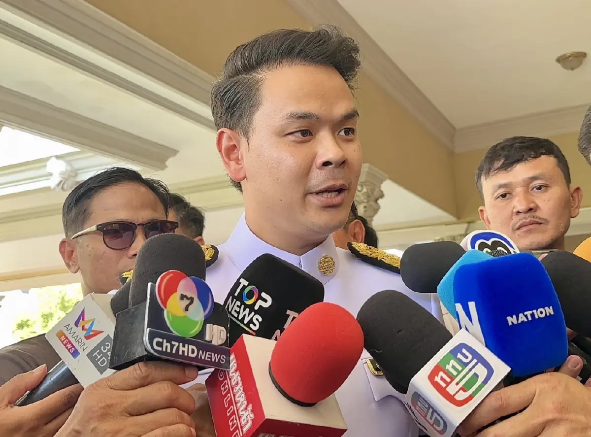 ไม่ต้องรอเริ่ม! "ไชยชนก" ฝ่ายค้านยื่นตรวจสอบปมร้อน TH-AI Passport ได้เลย โต้โยนบาปให้ข้าราชการ