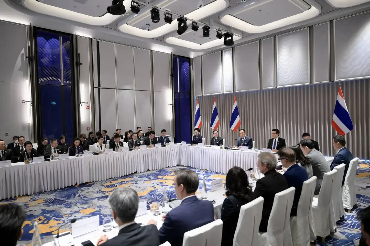 "อนุทิน" นำทัพ "ไทยแลนด์" บุกกรุงฮานอย ถกเอกชนไทยในเวียดนาม ดันธุรกิจไทยโตในอาเซียน