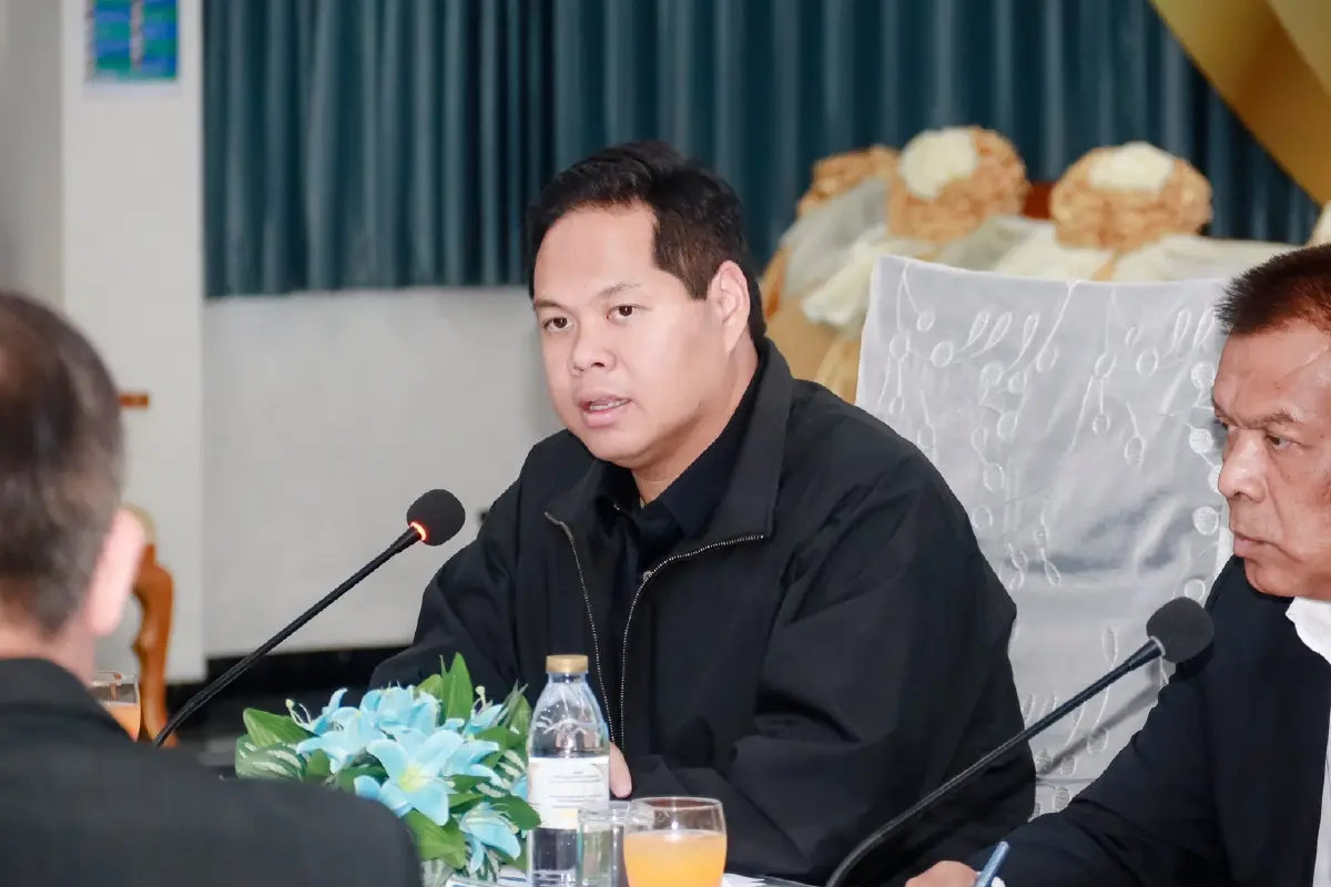 นายสรรเพชญ บุญญามณี รมช.คมนาคม ลงพื้นที่ โรงพยาบาลสงขลา