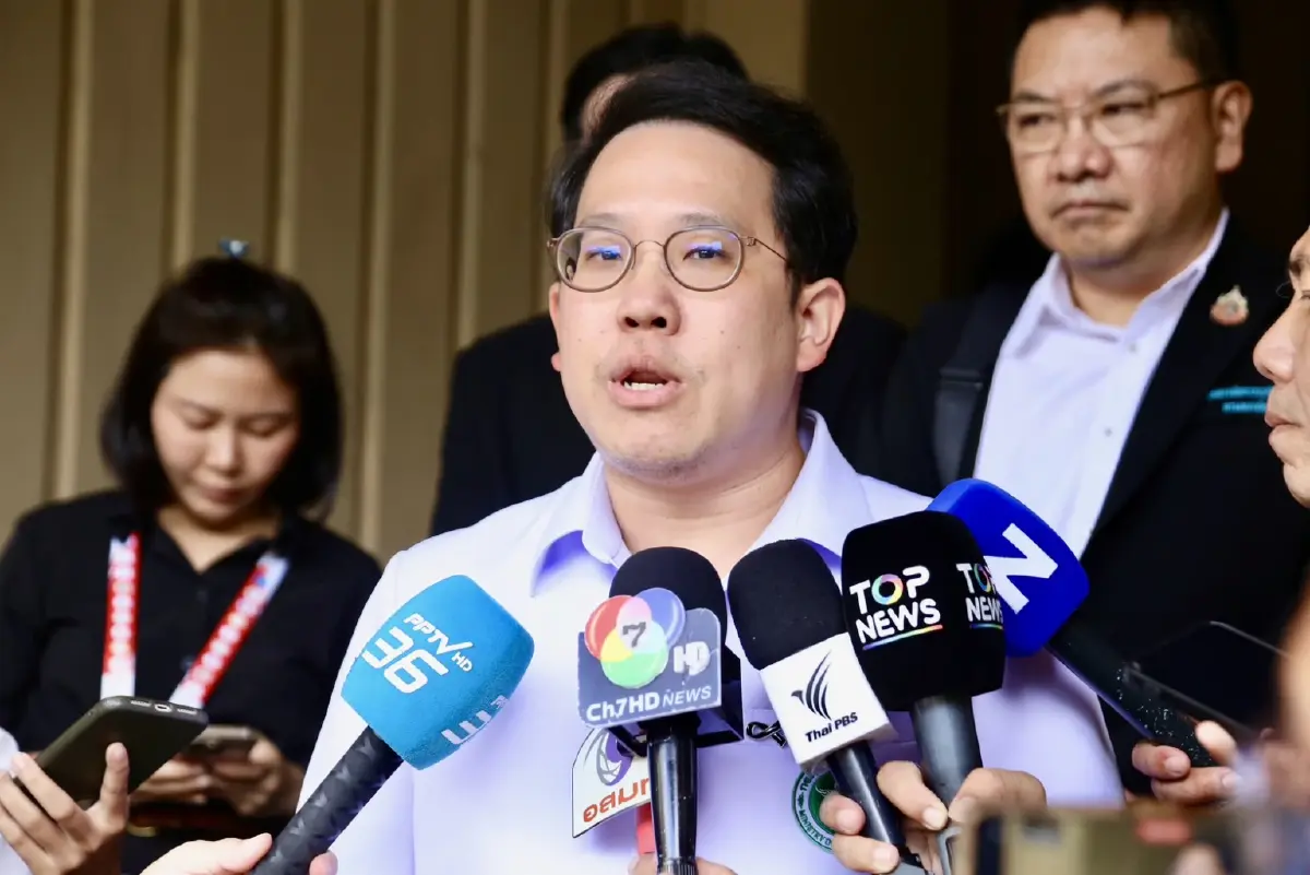 นายพัฒนา พร้อมพัฒน์ รัฐมนตรีว่าการกระทรวงสาธารณสุข