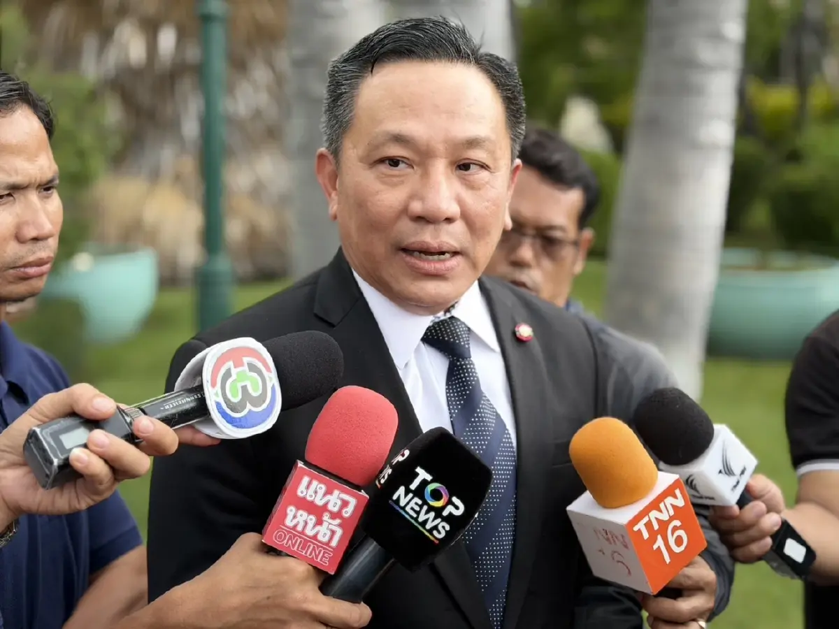นายนิรัตน์ พงษ์สิทธิ รองปลัดกระทรวงมหาดไทย ในฐานะรักษาการอธิบดีกรมส่งเสริมการปกครองท้องถิ่น (สถ.)