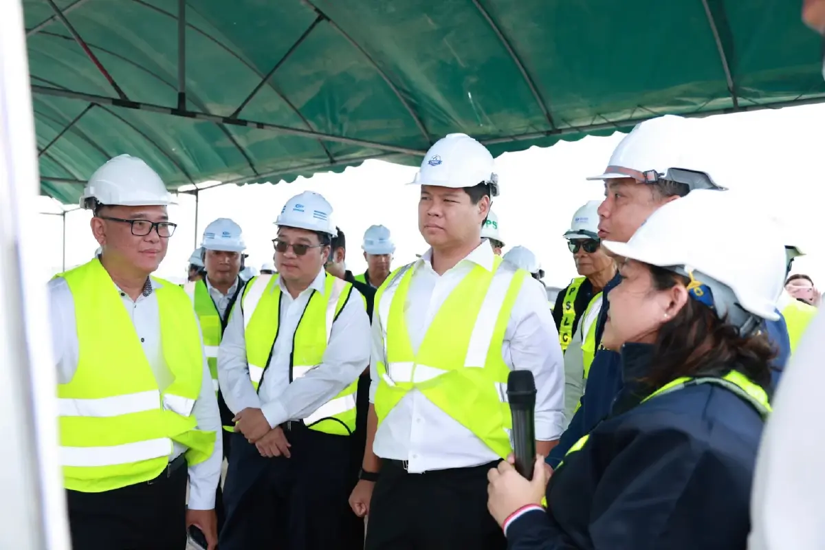 นายสรรเพชญ บุญญามณี รัฐมนตรีช่วยว่าการกระทรวงคมนาคม