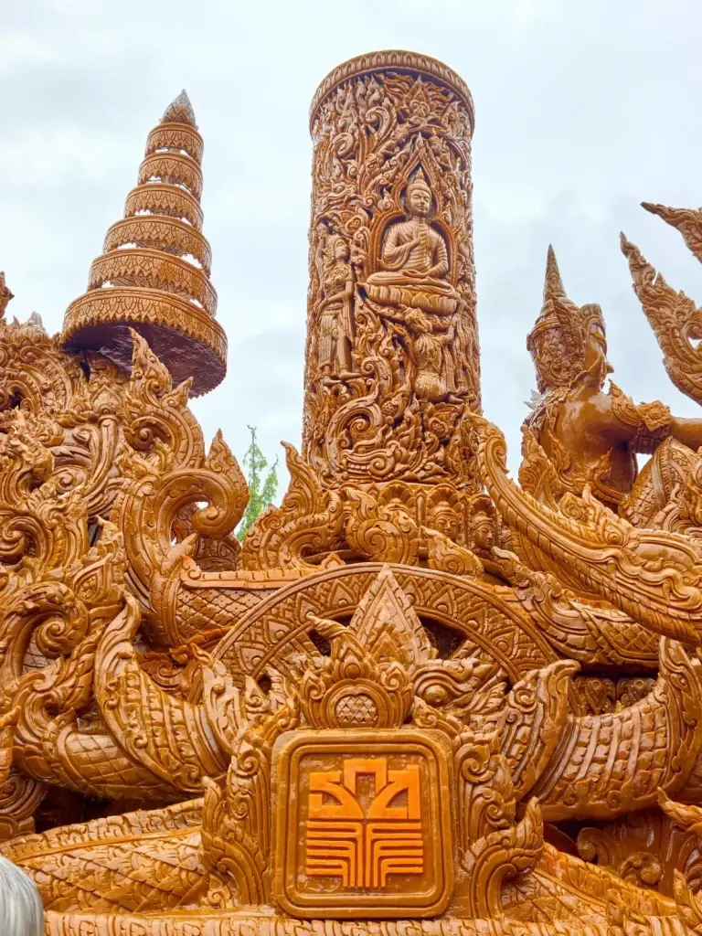 ธ.ก.ส. ร่วมเทศกาลแห่เทียนพรรษา จังหวัดอุบลราชธานี ประจำปี 2569