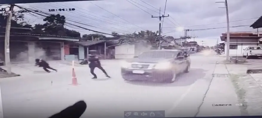 ภาพของคนร้ายที่ก่อเหตุ