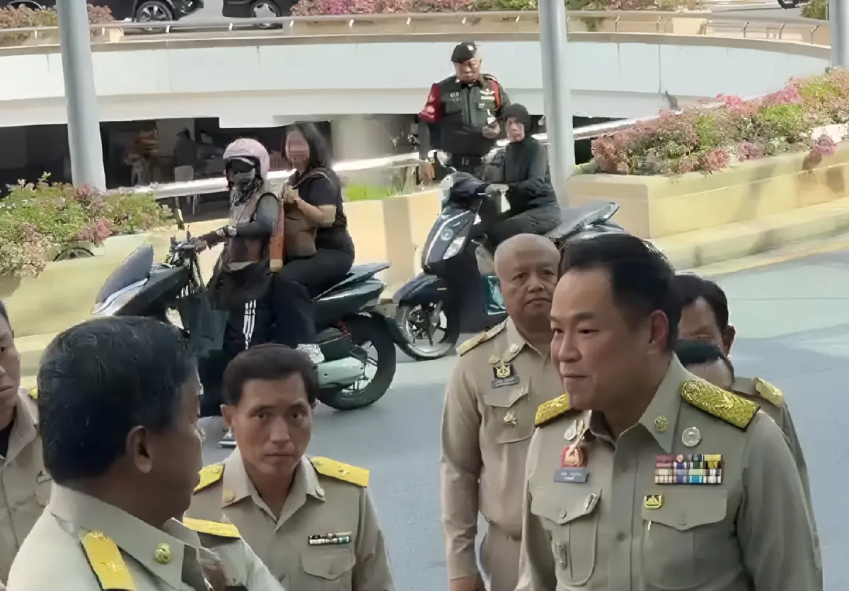 "ชัชชาติ" รายงาน "นายกฯ" ชี้ "โฟมซับเสียง" ตัวการไฟลามเร็ว ยอดสูญเสีย 27 ราย! (มีคลิป)