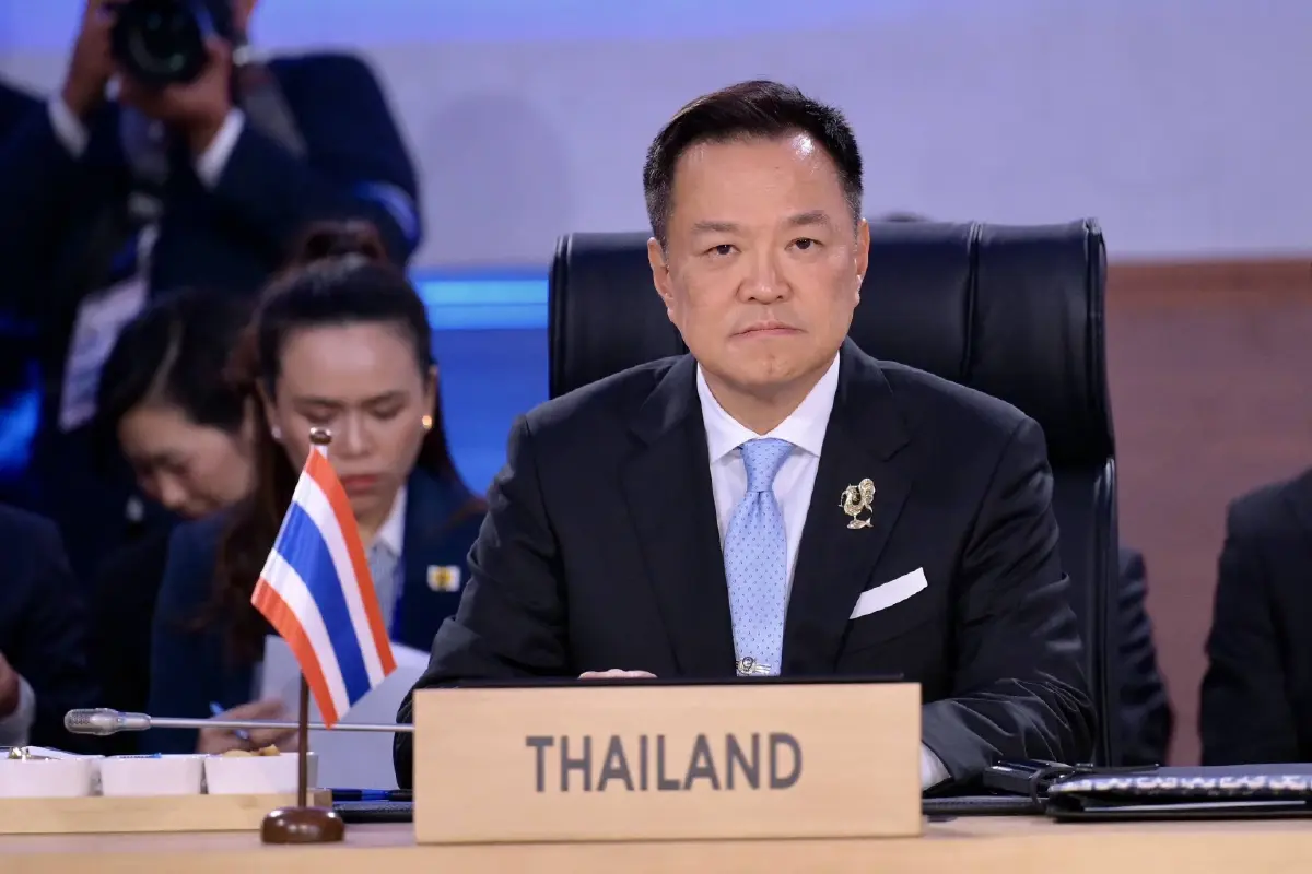 นายอนุทิน  ชาญวีรกูล นายกรัฐมนตรี 