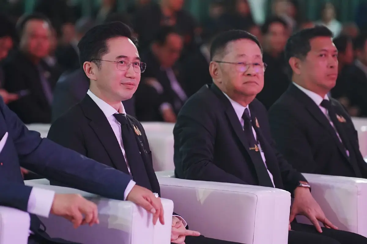 นายยศชนัน และแกนนำพรรคเพื่อไทย