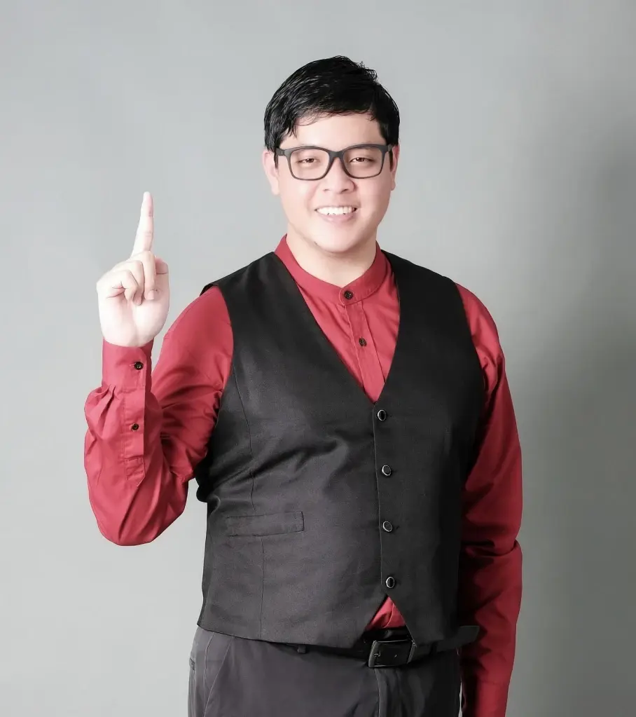 "พีรพัทธ์ นันนารารัตน์" หรือ อ.ฮง ผู้เชี่ยวชาญด้าน Generative AI และ CEO บริษัท แฟกต์ชีทส์ จำกัด 