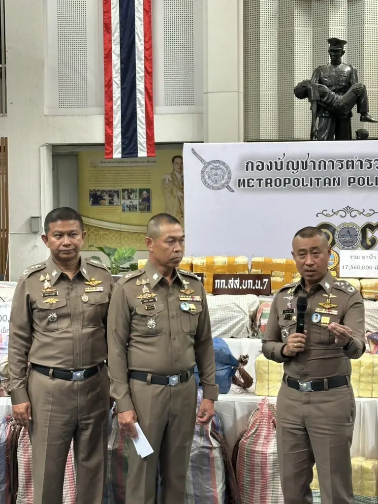 "บิ๊กราญ" ลุยทลายเครือข่ายยานรก! รวบคาเพิงพัก-สกัดจับยึดยาเสพติด 17.5 ล้านเม็ด
