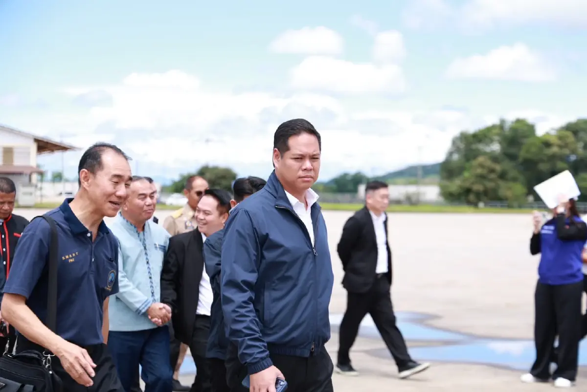 นายสรรเพชญ บุญญามณี รัฐมนตรีช่วยว่าการกระทรวงคมนาคม 