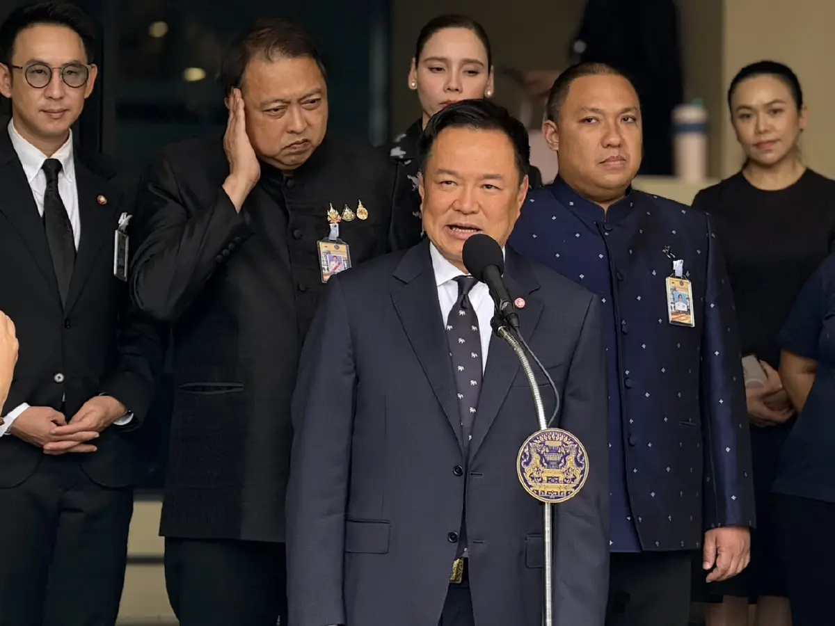 "อนุทิน" ปิดโอกาสพบ "ทักษิณ" ที่มาเลเซีย! ยันภารกิจแน่น เดินหน้าปลดล็อค "กุ้งไทย"