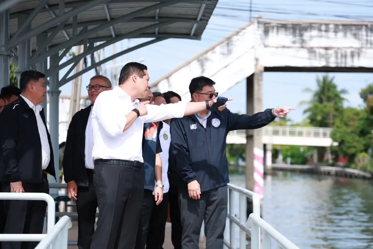 นายสรรเพชญ บุญญามณี รัฐมนตรีช่วยว่าการกระทรวงคมนาคม 