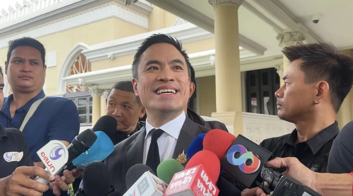 "เอกนัฏ" ยันน้ำมันไทยมีเพียงพอ บริหารราคาแบบวันต่อวัน สั่งคุมเข้มราคาสกัดตลาดโลกพุ่งกระชาก