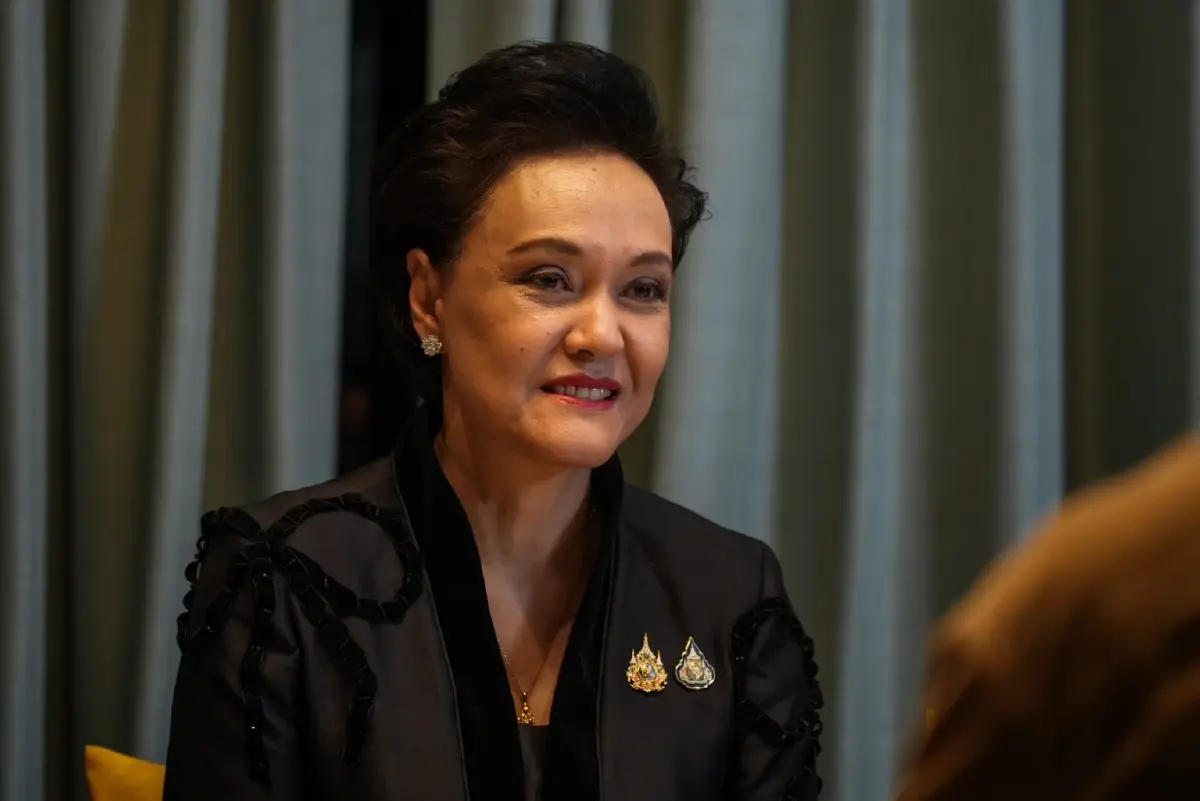 นางศุภจี สุธรรมพันธุ์ รองนายกรัฐมนตรี และ รมว.พาณิชย์ 