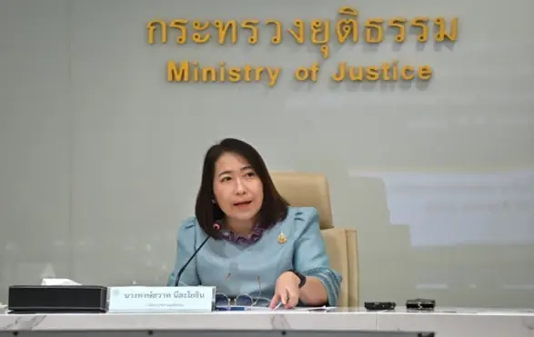 ครม.มีมติแต่งตั้ง นางพงษ์สวาท นีละโยธิน จาก ปลัดกระทรวงยุติธรรม เป็น ที่ปรึกษานายกฯ 