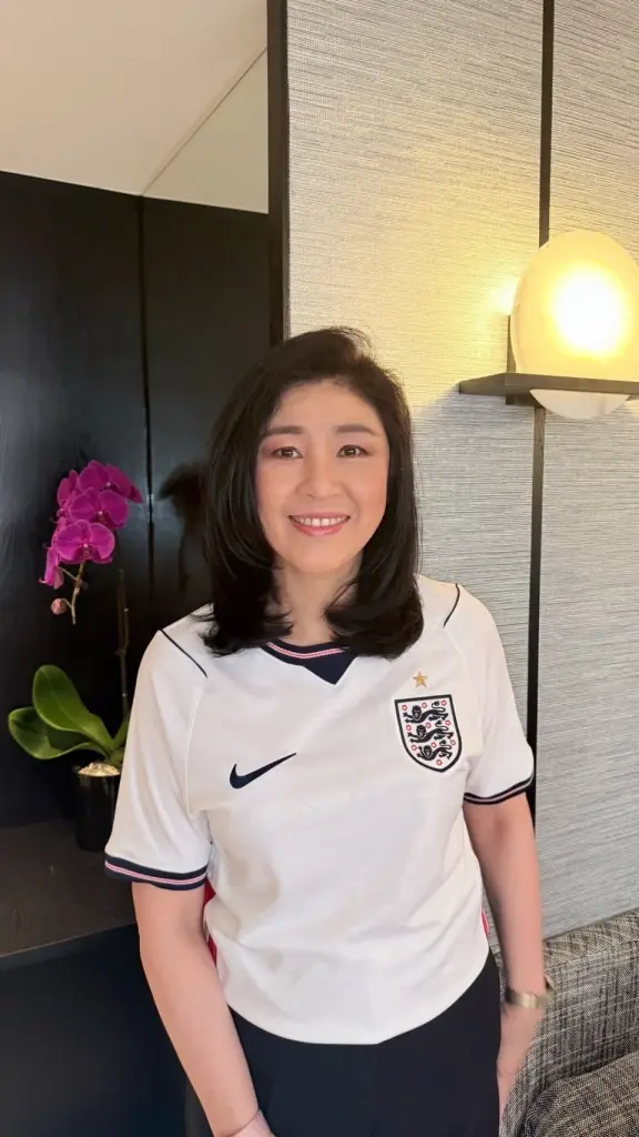 "ยิ่งลักษณ์" โพสต์เชียร์ "อังกฤษ" ดีใจเข้ารอบรองชนะเลิศ "ฟุตบอลโลก"