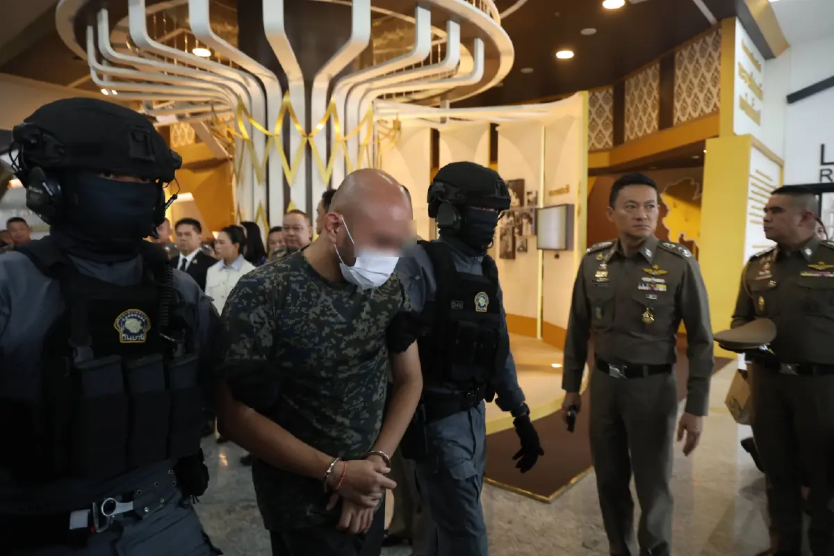 กองปราบฯ หิ้ว "ดร.วิน-จ่าพิชิต" ฝากขังศาลอาญา คดี "โกงสอบท้องถิ่น" ตร.ค้านประกันตัวโทษหนัก