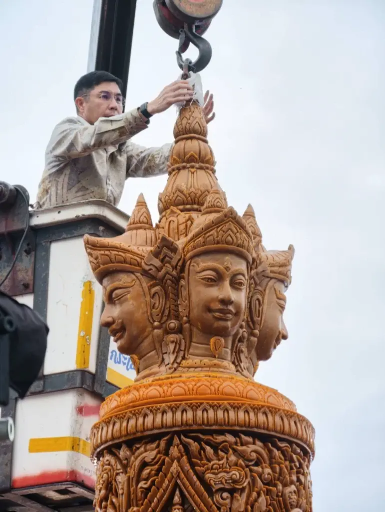 ธ.ก.ส. ร่วมเทศกาลแห่เทียนพรรษา จังหวัดอุบลราชธานี ประจำปี 2569