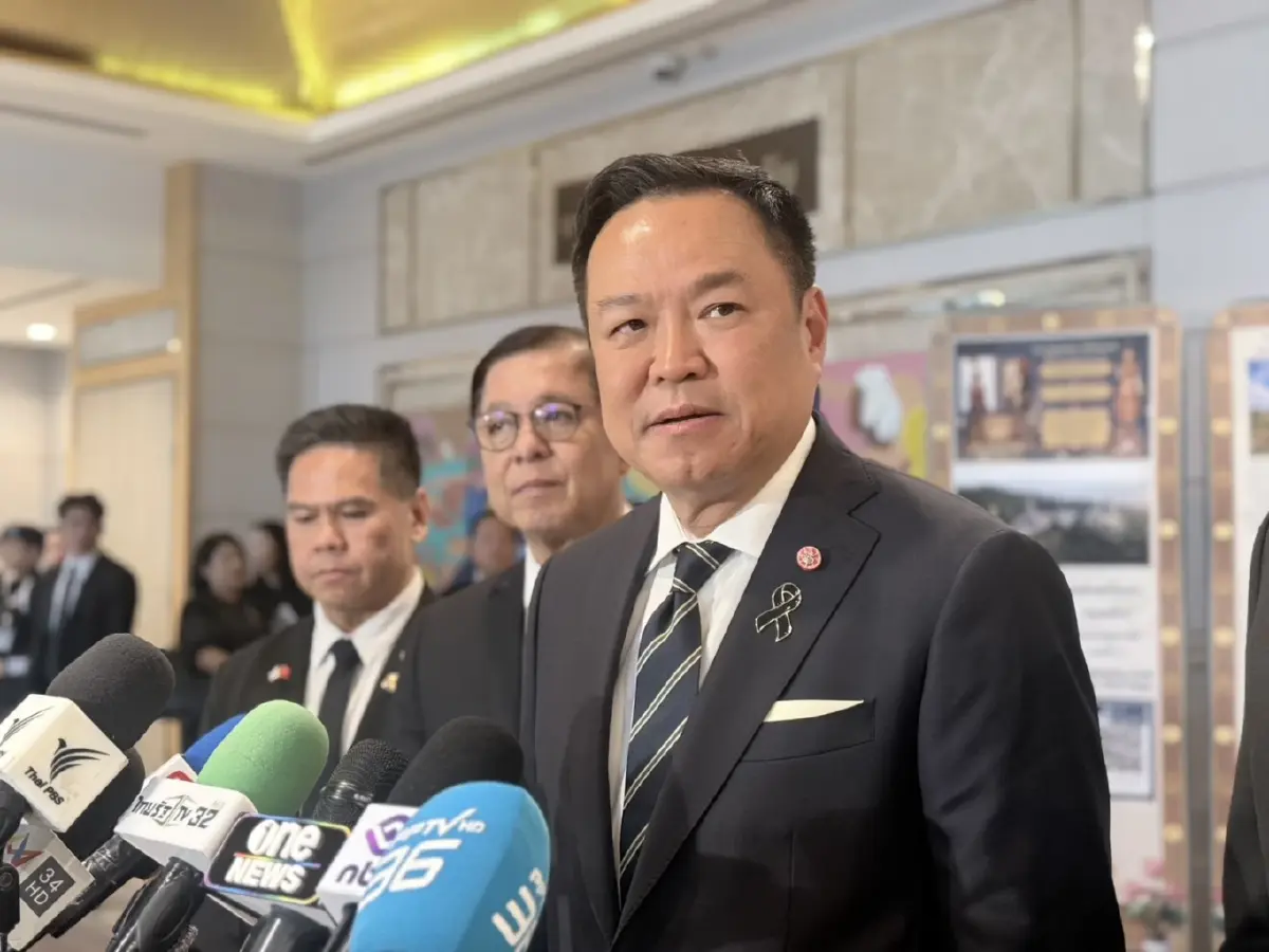 นายอนุทิน นายกรัฐมนตรีให้สัมภาษณ์ก่อนเดินทางไปประเทศจีน