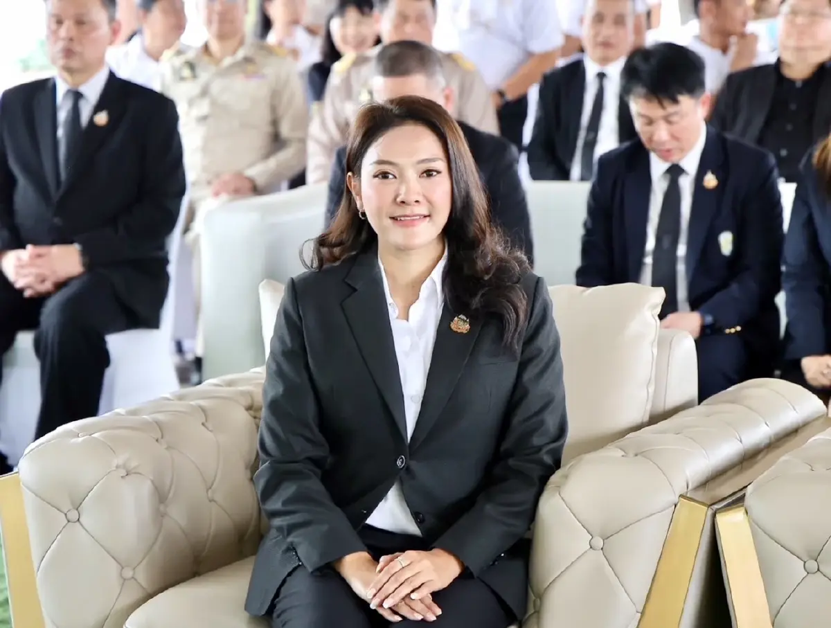  นางสาวอัยรินทร์ พันธุ์ฤทธิ์ อดีตโฆษกกระทรวงเกษตรและสหกรณ์ 