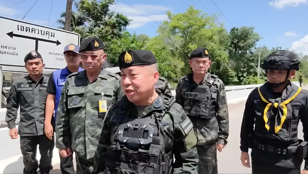 พล.อ.ชัยพฤกษ์ ด้วงประพัฒน์ เสนาธิการทหารบก (เสธ.ทบ.)
