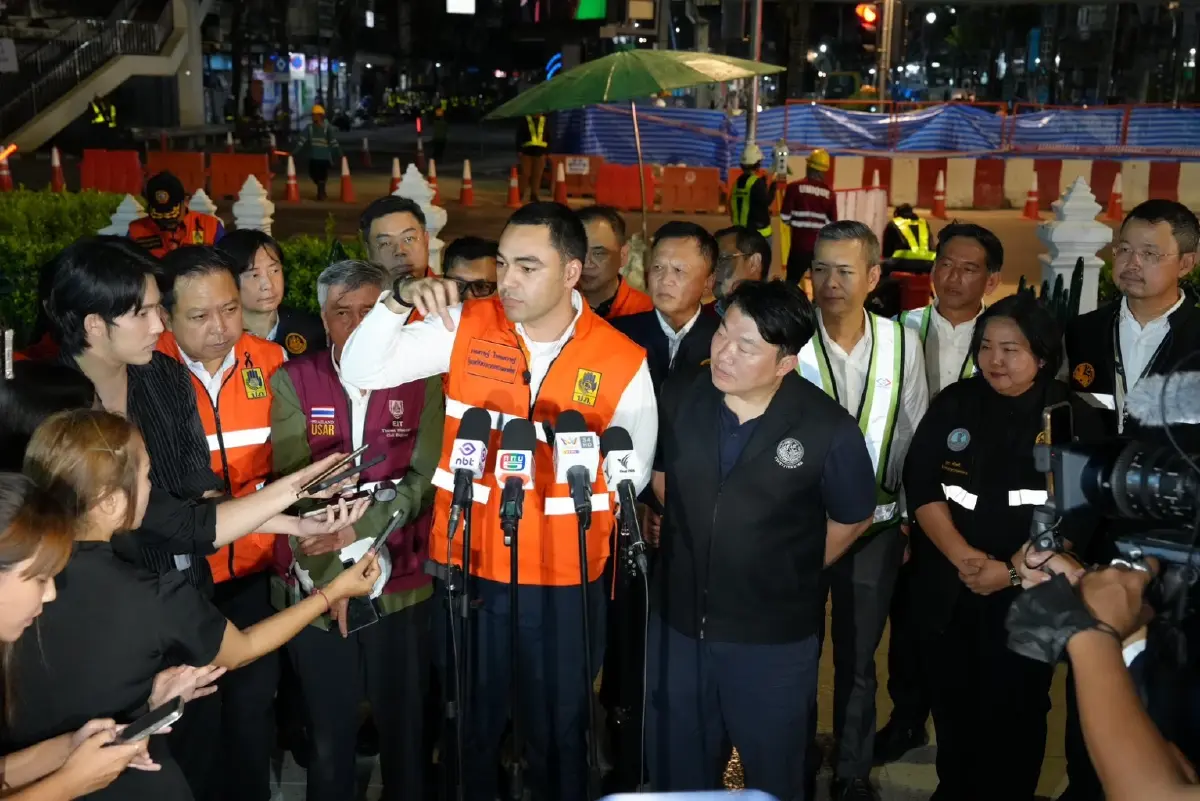 มท.3 กำชับ กปน.เตรียมพร้อมระดมรถน้ำ-จนท.พื้นที่วงเวียนใหญ่