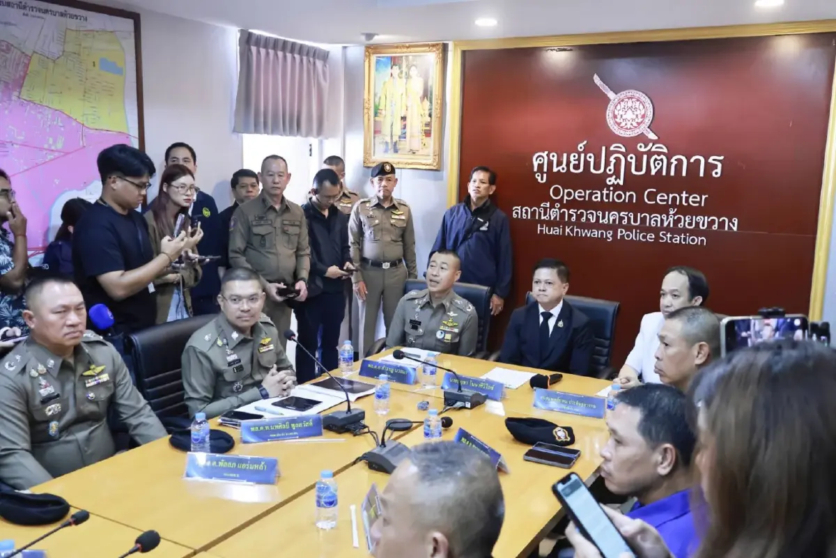 เจ้าหน้าที่แถลงจับแก๊งพ่อไทยทิพย์ แม่ชาวจีน