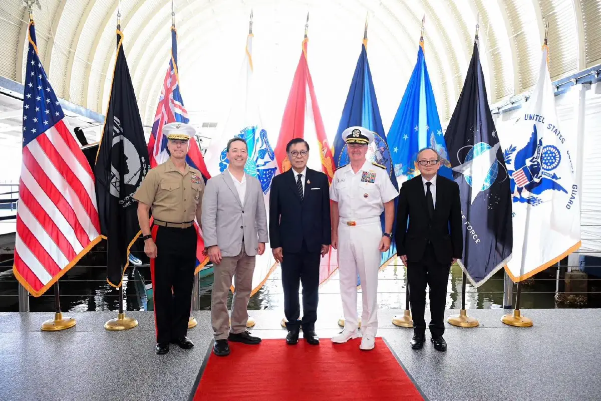“สีหศักดิ์” เยี่ยมฐานทัพเพิร์ลฮาร์เบอร์ - ตอกย้ำพันธมิตรไทย-USA