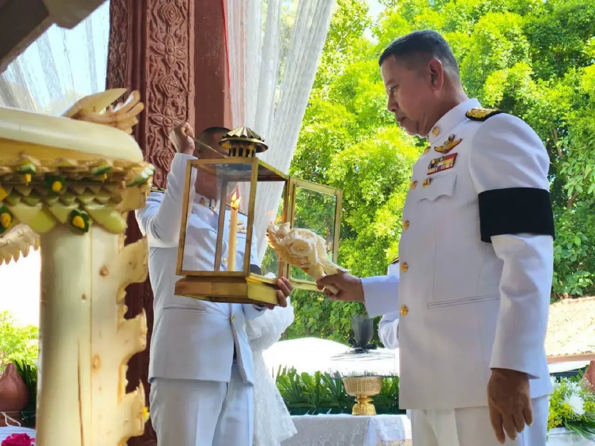 “อดุลย์” ประธานพิธีพระราชทานเพลิงทหารพราน ย้ำไม่มีอะไรเจ็บปวดกว่าสูญเสียลูกน้อง