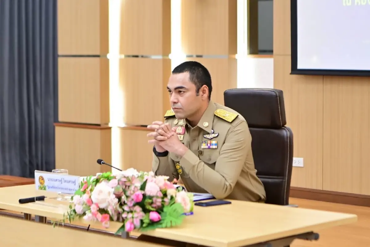 รมช.มท.ช่วยผู้แสวงบุญ 3 จว.ชายแดนถูกหลอกซื้อแพ็กเกจแสวงบุญ