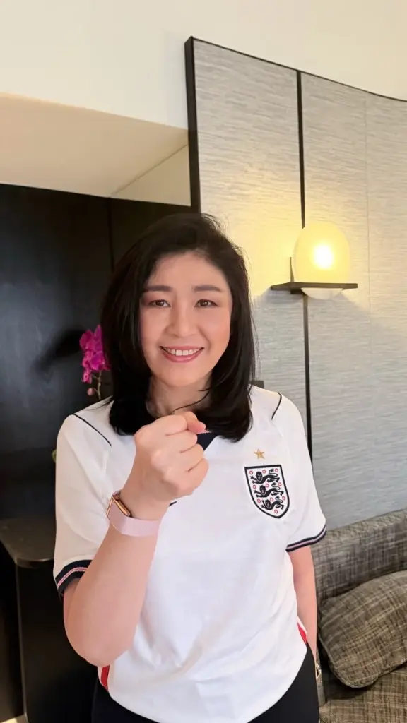 "ยิ่งลักษณ์" โพสต์เชียร์ "อังกฤษ" ดีใจเข้ารอบรองชนะเลิศ "ฟุตบอลโลก"