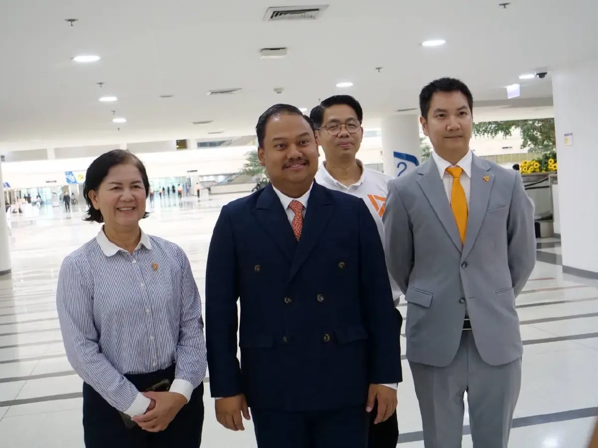 นายณัฐชา บุญไชยอินสวัสดิ์ สส.บัญชีรายชื่อ พรรคประชาชน