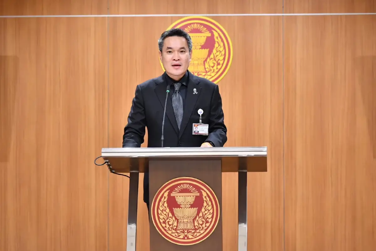 นายอาสพลธ์ สรรณ์ไตรภพ ส.ส.ศรีสะเกษ พรรคภูมิใจไทย ในฐานะประธานคณะกรรมาธิการการป้องกันและปราบปรามการทุจริตประพฤติมิชอบ (กมธ.ป.ป.ช.)