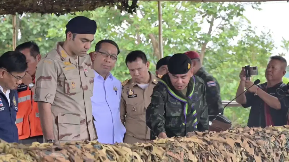 นายเจเศรษฐ์ ไทยเศรษฐ์ รัฐมนตรีช่วยว่าการกระทรวงมหาดไทย 