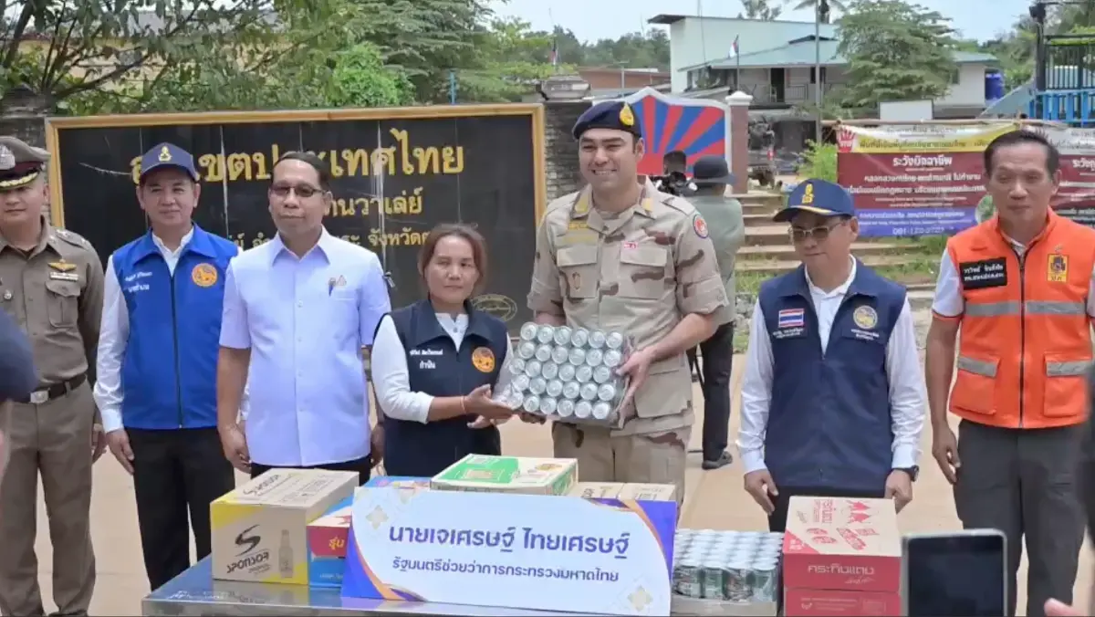 นายเจเศรษฐ์ ไทยเศรษฐ์ รัฐมนตรีช่วยว่าการกระทรวงมหาดไทย 