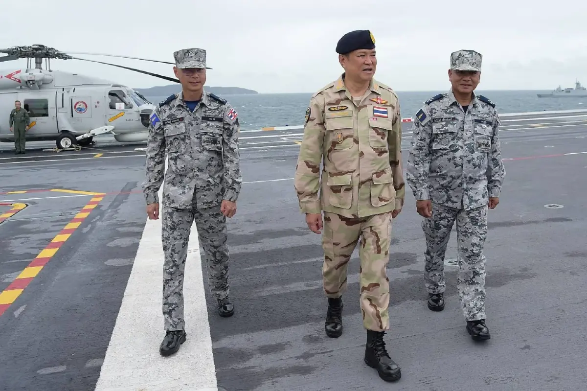 'อนุทิน' ขึ้นเรือหลวงจักรีนฤเบศร ตรวจ ทร. เล็งเสริมยุทโธปกรณ์